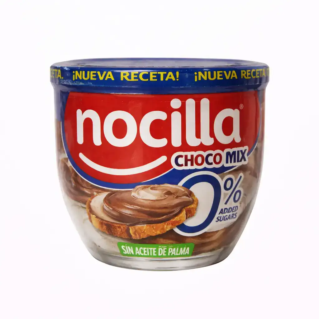Nocilla Choco Mix combine deux couches gourmandes de cacao et de crème aux noisettes, sans sucres ajoutés et sans huile de palme. Cette pâte à tartiner offre une expérience unique grâce à son mélange crémeux et savoureux. Idéale pour les amateurs de chocolat, elle se déguste sur des tartines, des gaufres ou dans des desserts maison.